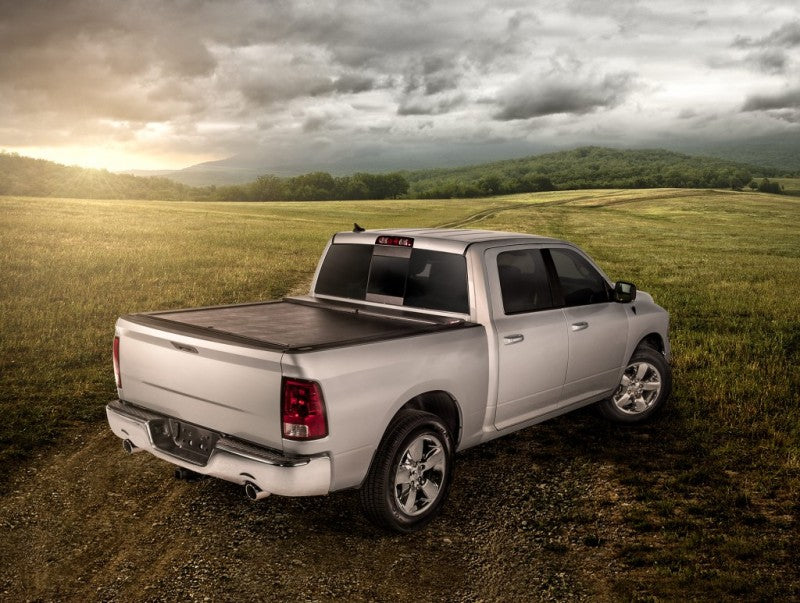 Roll-N-Lock 15-18 Ford F-150 XSB 65-5/8in M-Series Retractable Tonneau Cover - LG101M