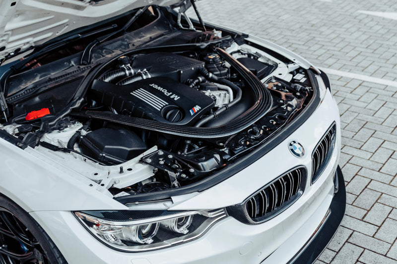 CSF 2014+ BMW M3/M4 (F8X) Top Mount Charge-Air-Cooler - Crinkle Black - 8082