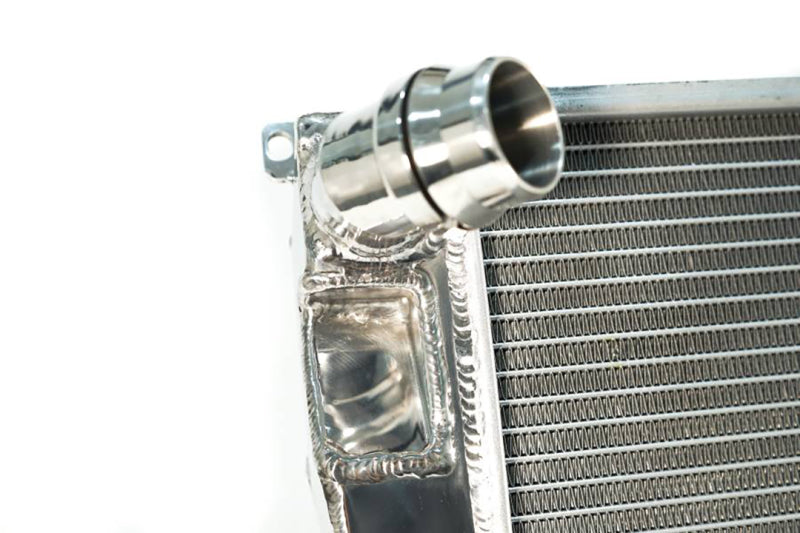 CSF 2006 BMW 325 / 07-09 BMW 328 / 06-10 BMW 330 / 09-10 BMW Z4 Radiator - 7001