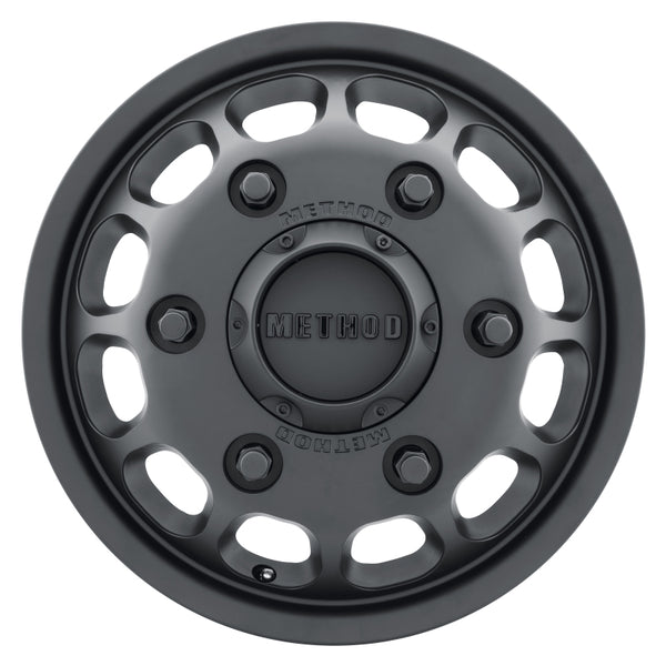 Method MR901 - FRONT 16x5.5 +117mm Offset 6x205 161.04mm CB Matte Black Wheel - MR901655925117 by Method Wheels - front view