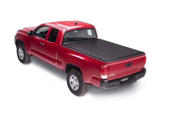 Truxedo 16-20 Toyota Tacoma 5ft Lo Pro Bed Cover - 556001 for 2016-2023 Toyota Tacoma - front view