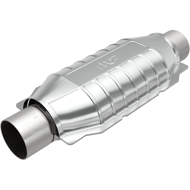 MagnaFlow Conv Univ 2.5in Inlet/Outlet Center/Center Oval 12in Body L x 6.5in W x 16in Overall L - 51006