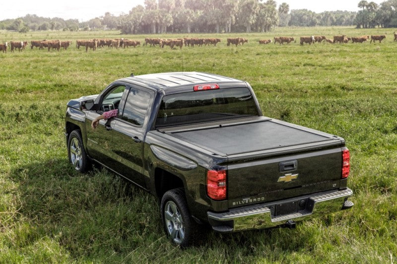 Roll-N-Lock 15-18 Ford F-150 XSB 65-5/8in M-Series Retractable Tonneau Cover - LG101M