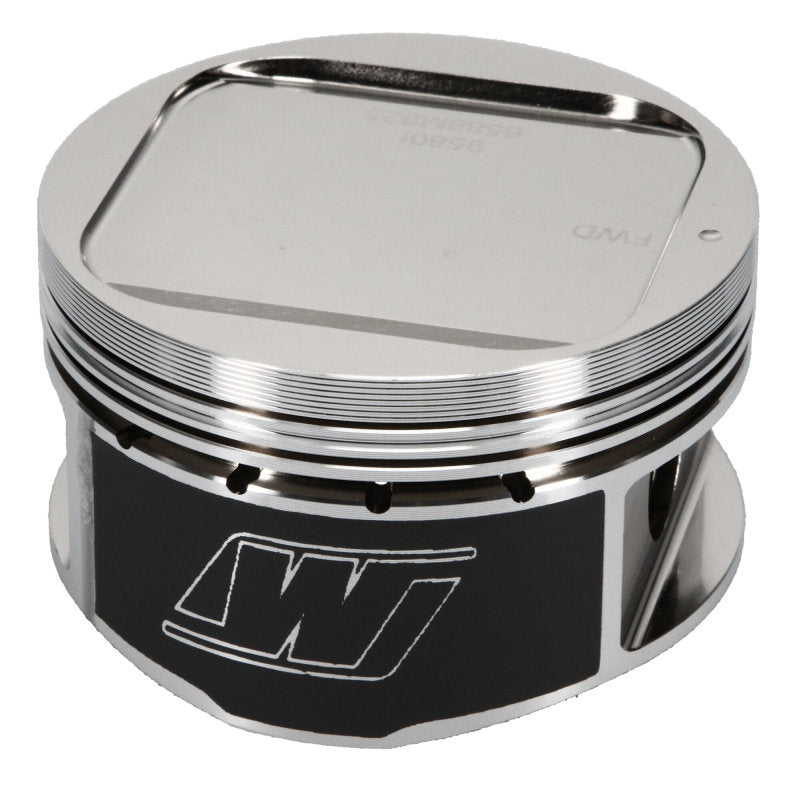 Wiseco Subaru WRX 4v R/Dome 8.4:1 CR 92.5 Piston Kit - K588M925AP by Wiseco - front view