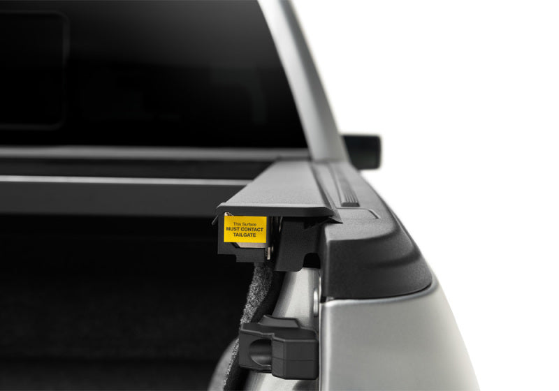 Roll-N-Lock 2021 Ford F-150 67.1in M-Series Retractable Tonneau Cover - LG131M