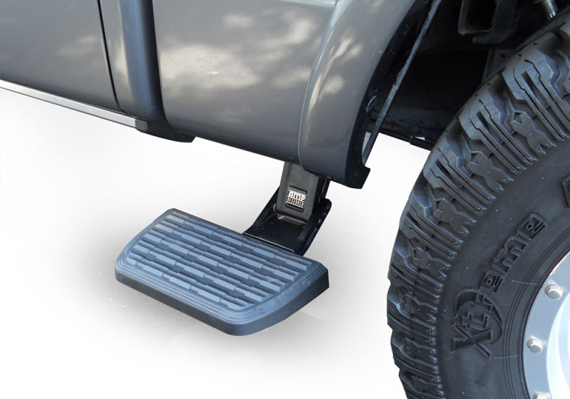 AMP Research 22+ Toyota Tundra  5.5ft Bed BedStep2 - Black - 75420-01A