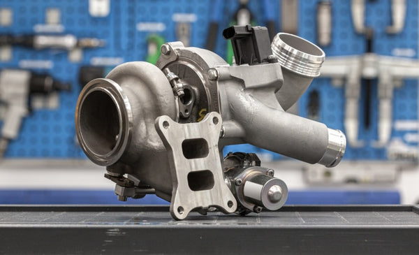 Garrett PowerMax Turbocharger 14-18 VW / Audi 2.0L TSI MK7 Stage 2 Upgrade Kit - 898200-5001W by Garrett - front view