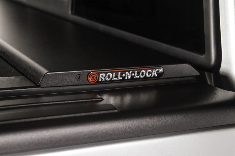 Roll-N-Lock 15-18 Ford F-150 XSB 65-5/8in M-Series Retractable Tonneau Cover - LG101M