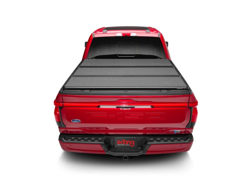 Extang 21-23 Ford F-150 (5ft. 7in. Bed) Solid Fold ALX - 88702